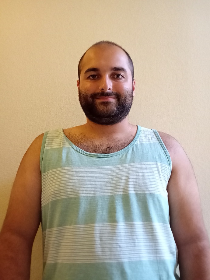 Which of these four photos makes for a better first impression on a dating platform?