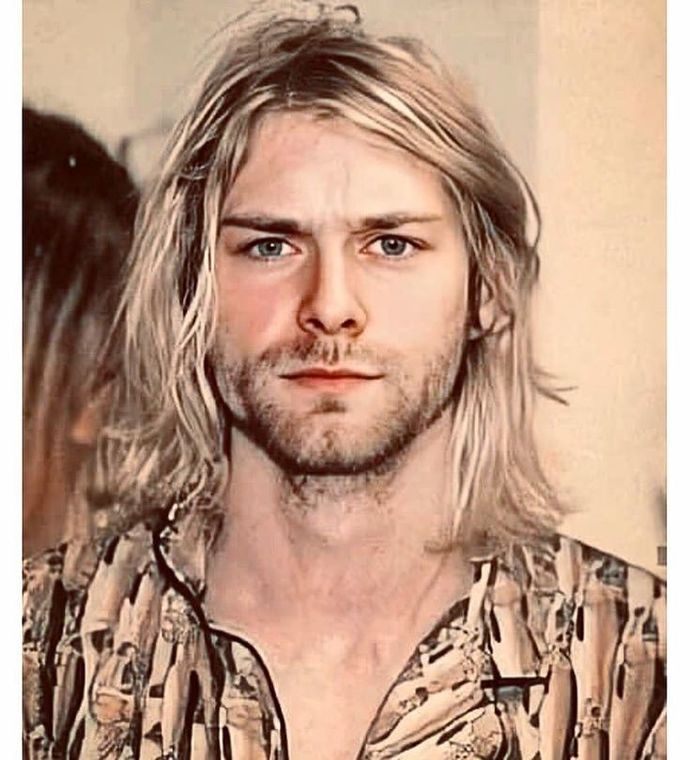 Which Rockstar men was more Good Looking?