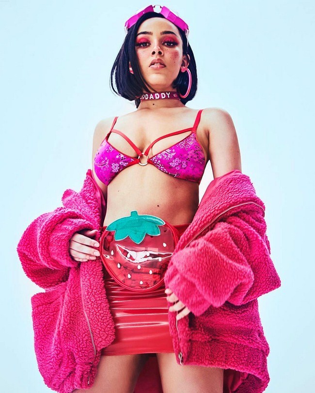 Is Doja Cat a racist scumbag?
