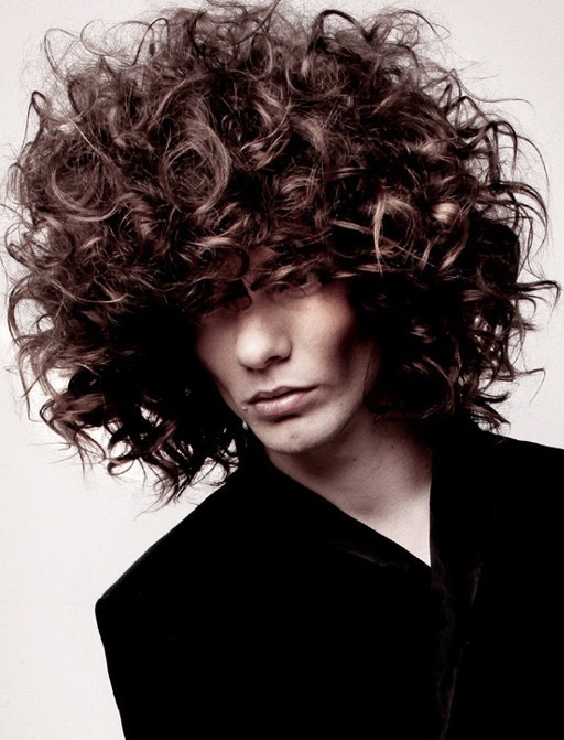 Ladies do you think this mans hair looks good?