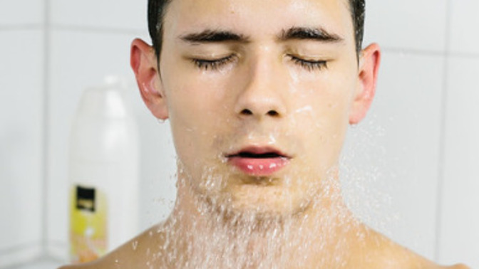 What's the minimum amount of time needed to run water during a shower?