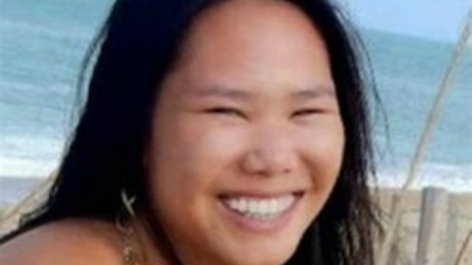 Why are white guys often seen insulting white women and praising East Asians?