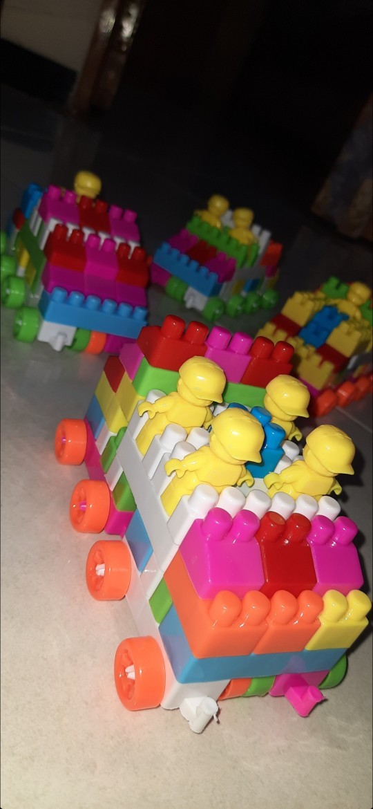Who likes legos?