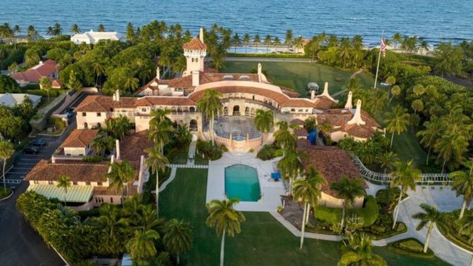 Which is true about the FBI document retrieval at the former president's golf course?
