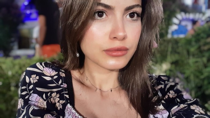 Which one is more beautiful ?