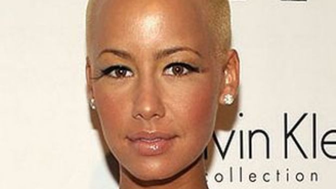 Which Philadelphia female celebrity is the least unattractive?