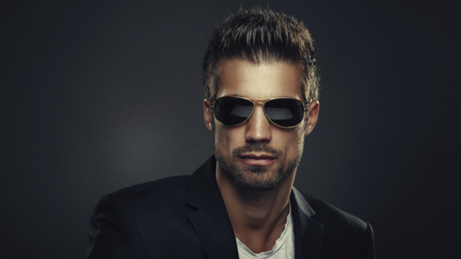 Girls, which of these traits would you associate the most with a guy having confidence?