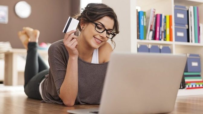 Would you give your girlfriend your credit card?