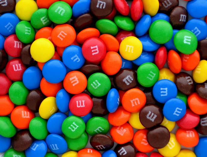 Do you eat m&ms? GirlsAskGuys