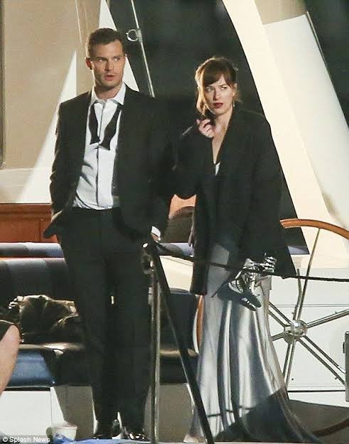Girls would you date a real Christian Gray?