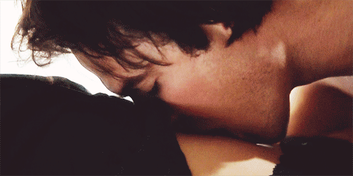 Girls would you date a real Christian Gray?