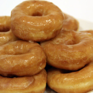 Which pastry is better donuts or muffins?
