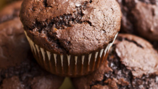 Which pastry is better: donuts or muffins?