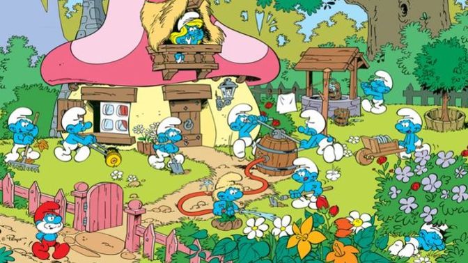 Do smurfs live in an utopian, communist society?