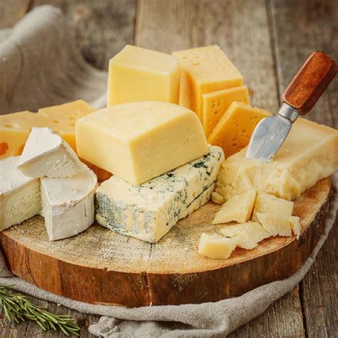 Guys, do you think you could handle periods alongside their painful 😣 effects if you were a woman? Why/why not? Ladies, your thoughts?