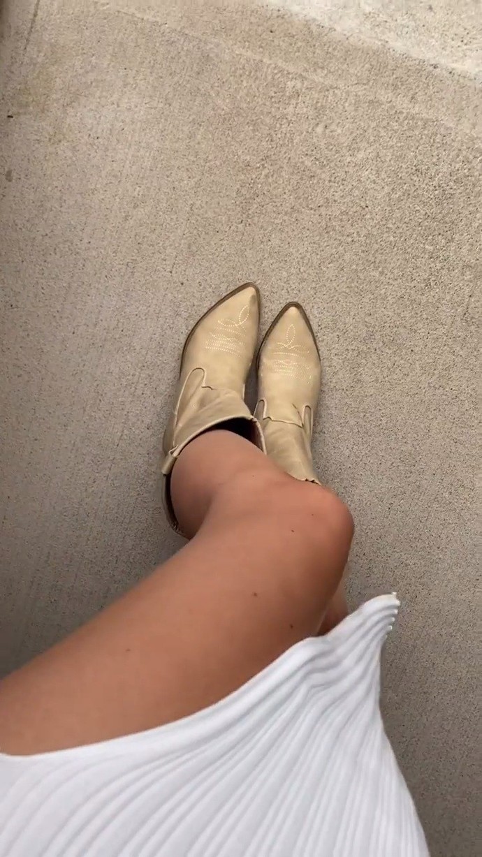 Based on my outfit where do you think Im headed?