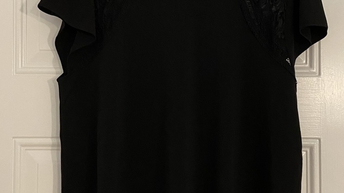 Is this top okay for a casual first date?