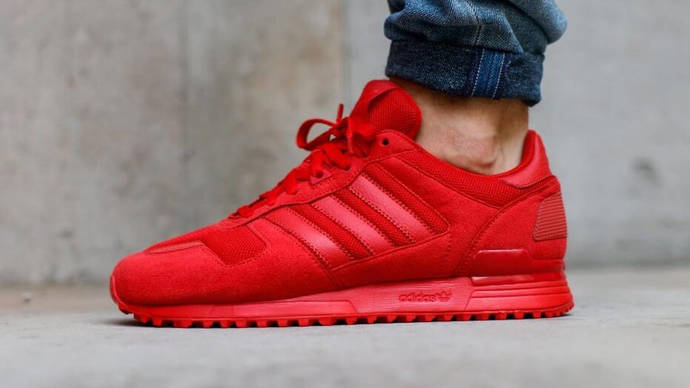 Adidas ZX700, same colour
