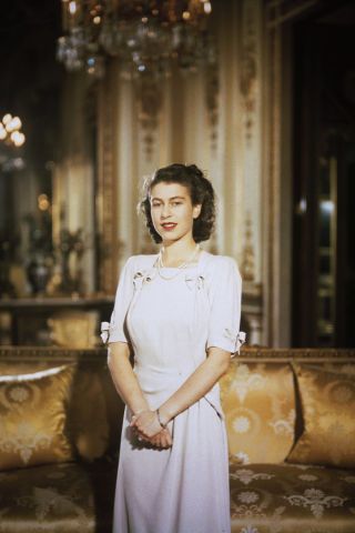 How do you feel about Queen Elizabeth's death?