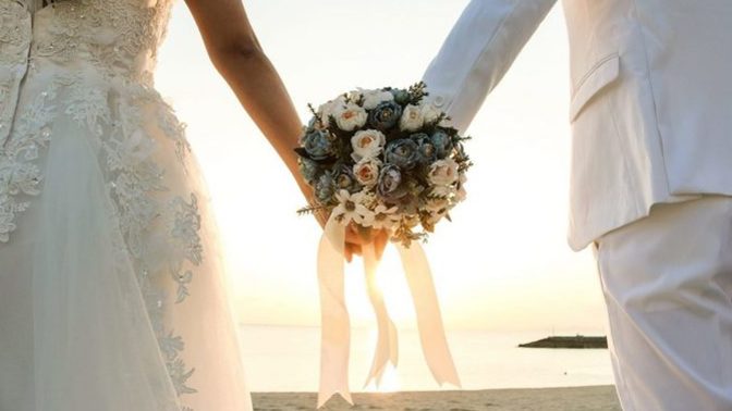 Should I marry a woman, who loves me or a woman, who I love or neither case?