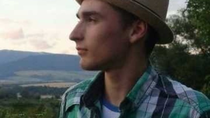 Is there a woman who would like to meet me and who would like me?