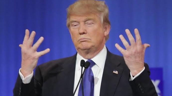 Whos more insecure.. A man with small hands or a woman with big feet ?