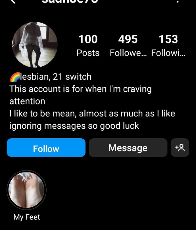 Look at this stupid crap. Instagram is flooded with whores like this.