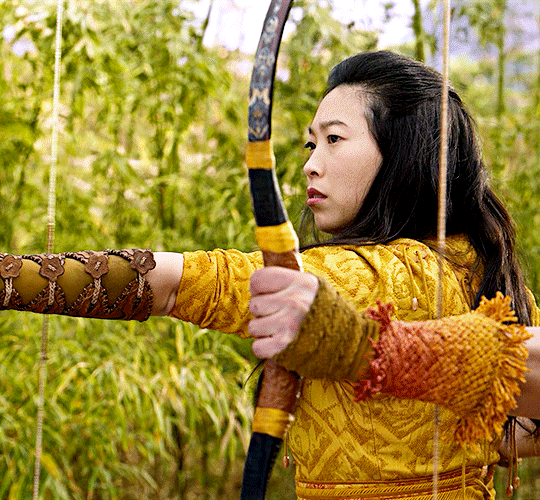 Who is the best archer: Katniss, Legolas, Hawkeye or Green Arrow?