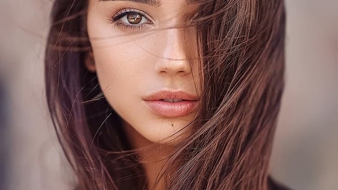 Guys, do you prefer brunettes blondes or redheads?
