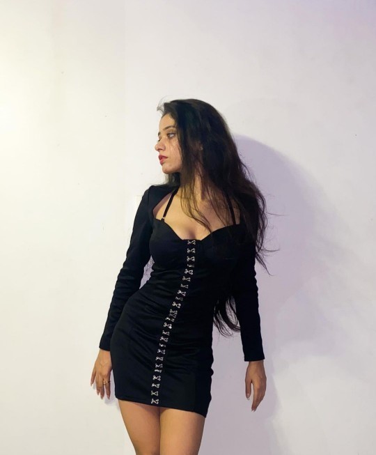 Which dress you liked the most and why?