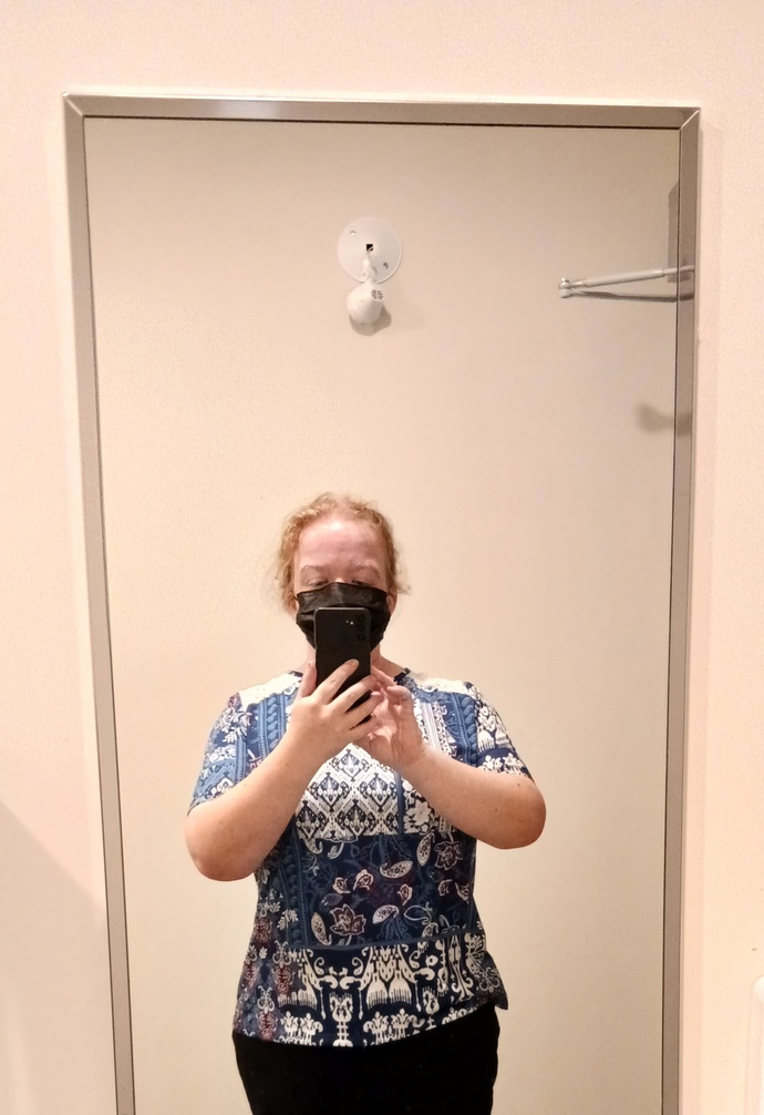 Guys, I am trying to decide on what outfit to wear to go out with friends and potentially a guy involved in the group?