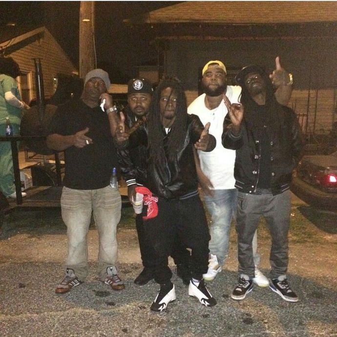 If someone is black do you assume they live in the Hood ( ghetto, projects , slums, southside, bad part of town) ?