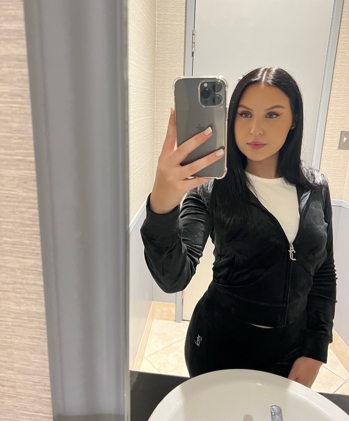Do you like juicy couture tracksuits?