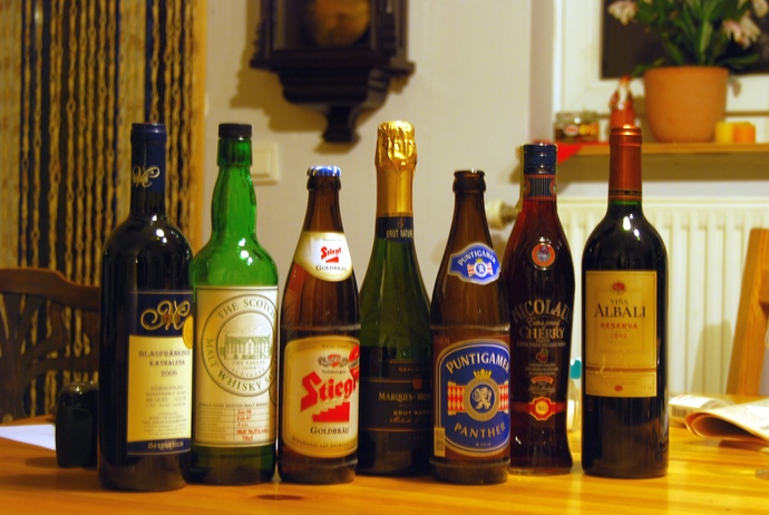 Should alcohol consumption (and sale) be restricted and only sold from 7am to 1030pm daily?