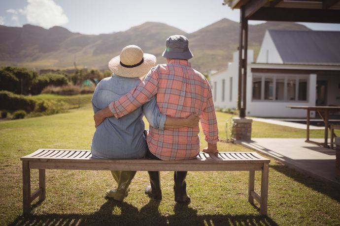 When you stand next to a person of the opposite sex, equally tall, whose hips are higher? Whose leg inseams longer? Who is shorter when both sit down?