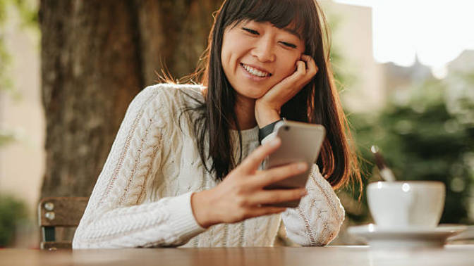 Poll: Do you use Facebook/Instagram/Twitter? Do you see any benefit in using these social medias personally speaking?