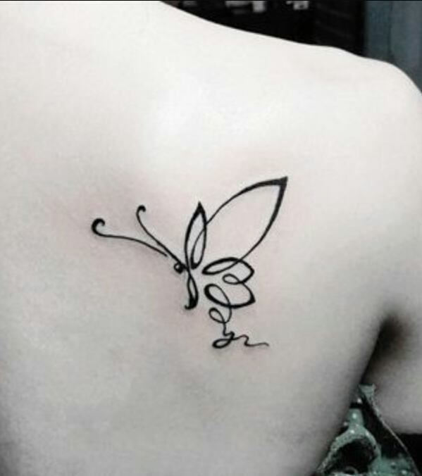 She showed me his shoulder tattoo? is she trying to send some signal that im too dumb to understand?