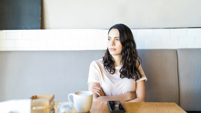 Is it okay to sit in an open cafe without ordering anything?