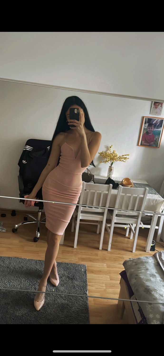 Which dress is better for friend’s wedding?