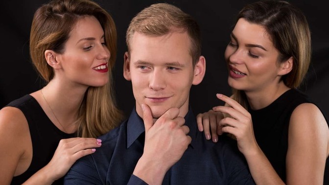 How Do Polyamorous People And Cheaters Have Energy For Dating More Than One Person?