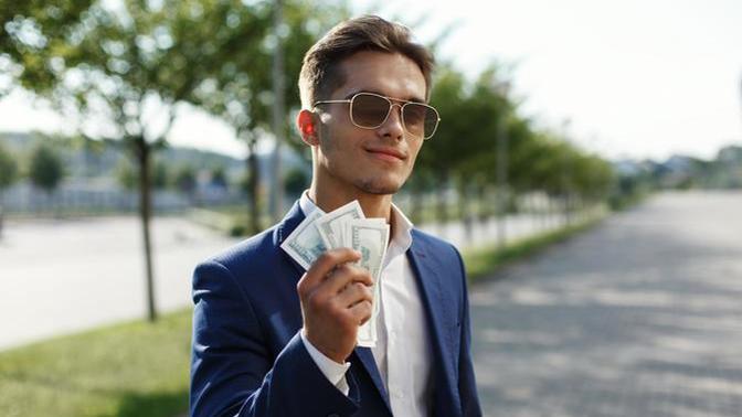 Do you think money reveals the true nature of someone?