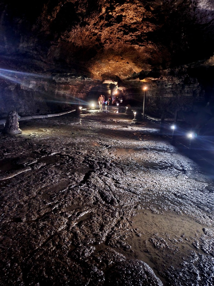 How do you feel about caverns?