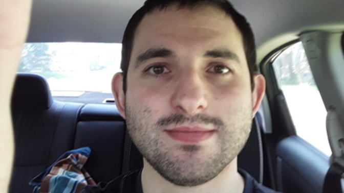 Girls, How can a 4 out of ten get a girlfriend?