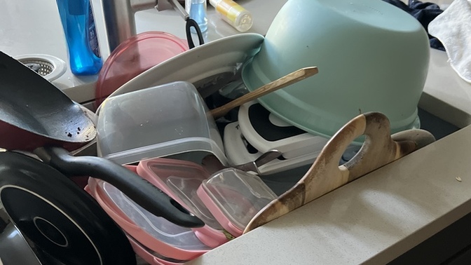 How can I bring up this issue to my roommates?