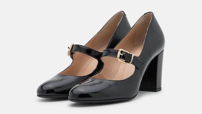 Which of these pair of shoes would work better with the outfit? Which pair is sexier?