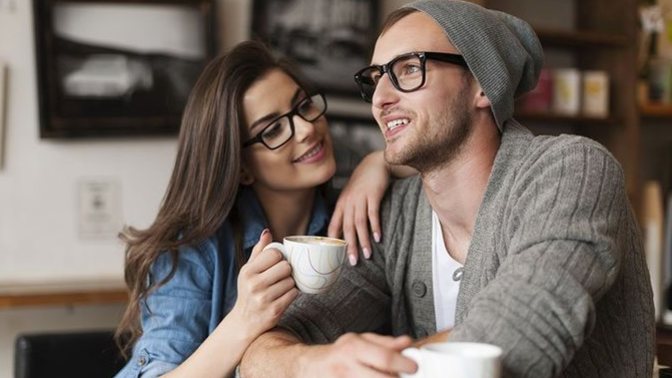 Do people assume your relationship status based on your looks/age?