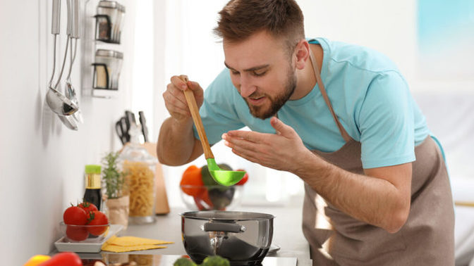 Girls, How important is it to you that your boyfriend be able to cook?
