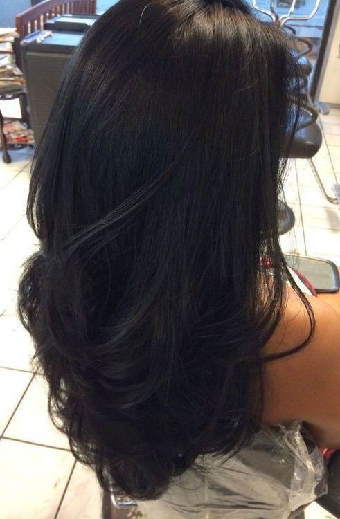 Which hair colour is more attractive on women?