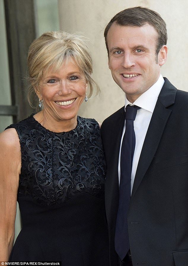 Guys who are taller than your moms, is her head larger than yours? Is her forehead more sloping, and is yours more vertical? Or both? Or none of them?