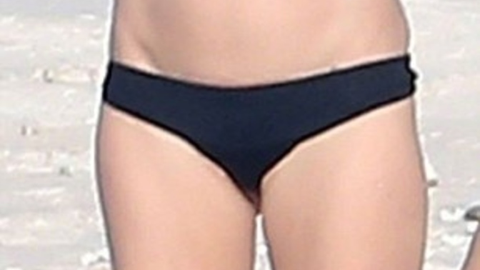 Would you date a girl with no waist definition?